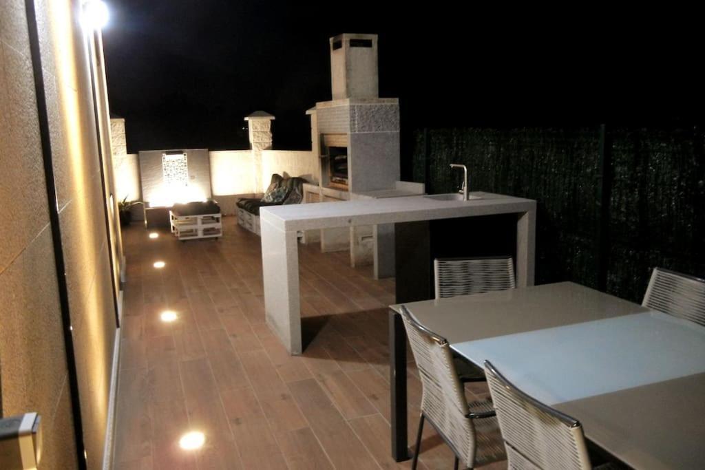 Chalet De Diseno Moderno En Sanxenxo Esterno foto