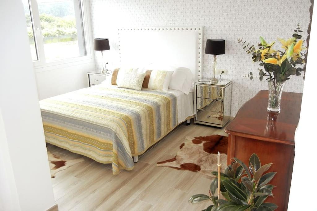 Chalet De Diseno Moderno En Sanxenxo Esterno foto